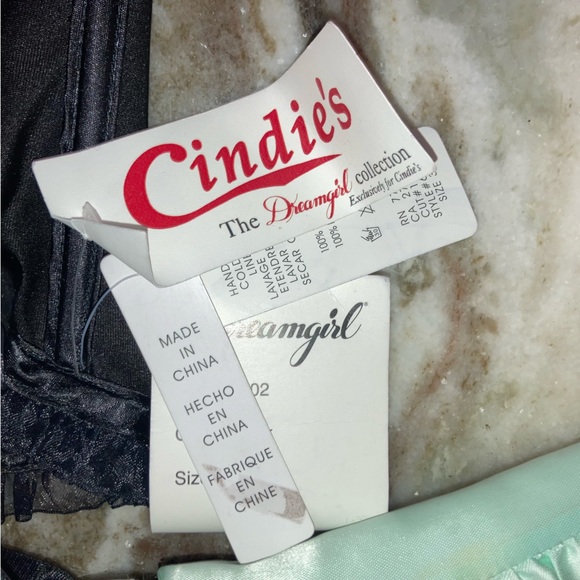 Cindie's Dreamgirl collection Red roses w/lace / Black Reversible Corset size 38 - Picture 7 of 10